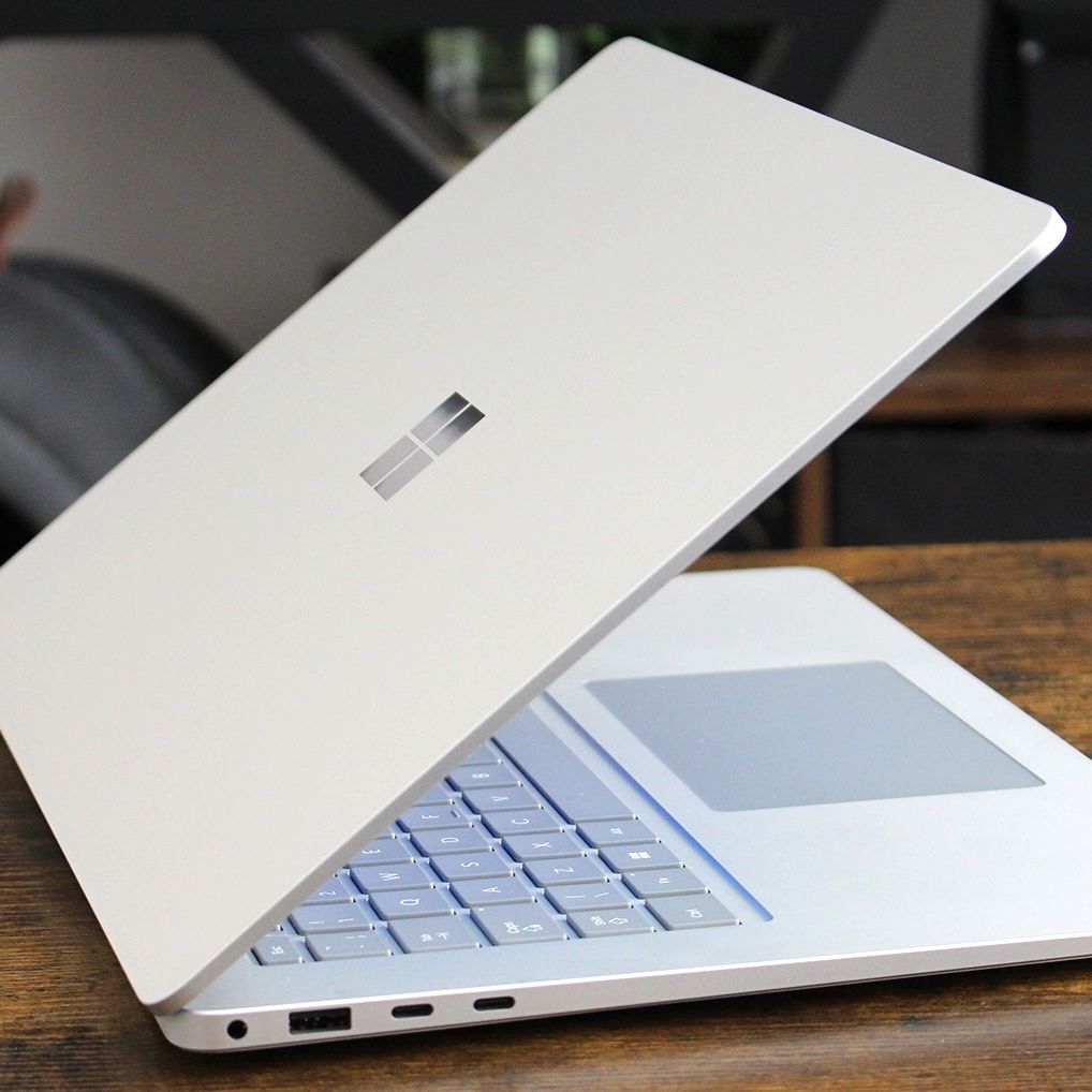 Surface Laptop 7 وتجربة Recall: ذاكرتك مش ملكك؟